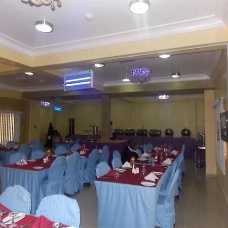 Room In Lodge - Ayalla Hotels And Suites Abuja Exteriér fotografie