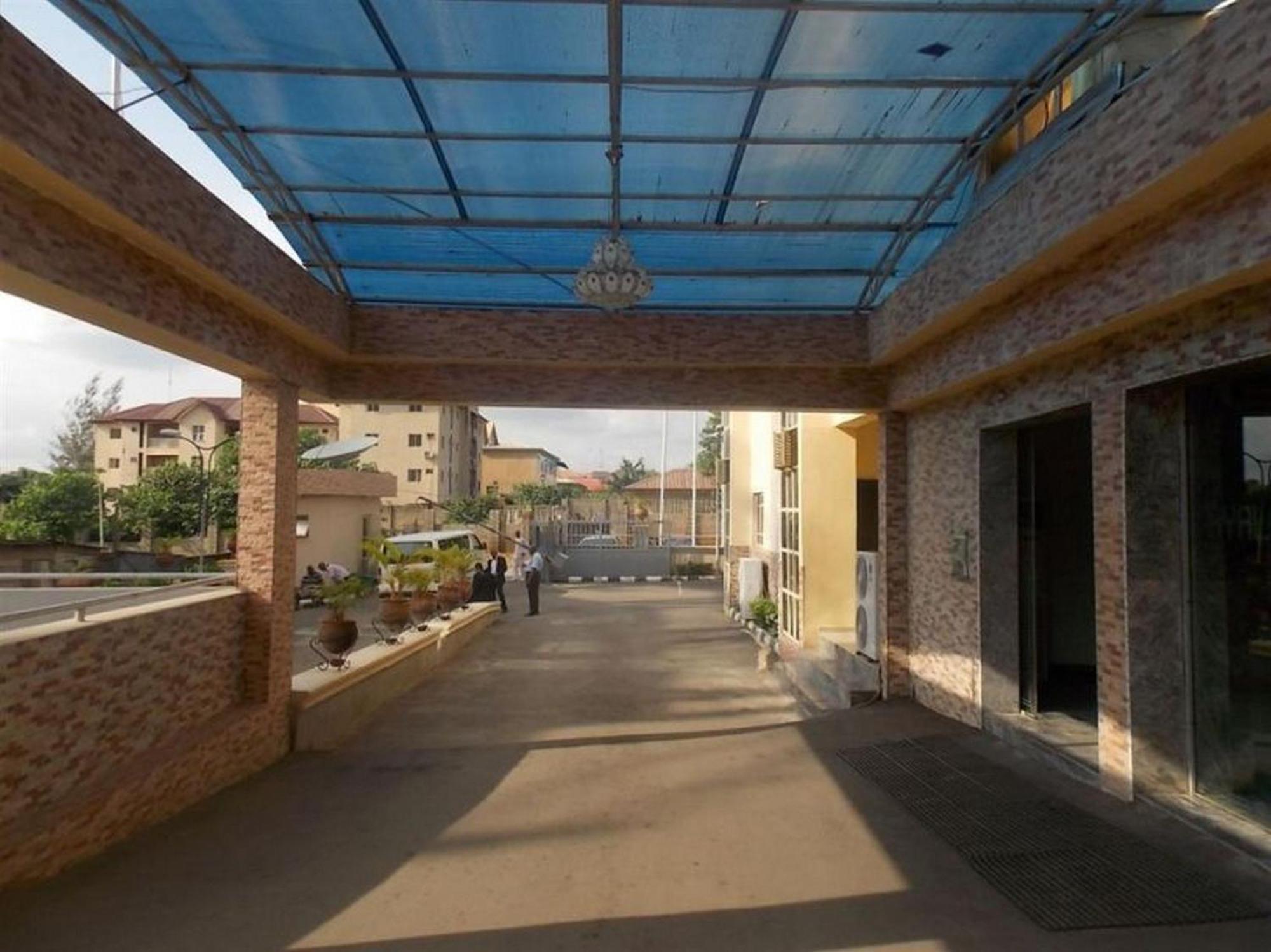 Room In Lodge - Ayalla Hotels And Suites Abuja Exteriér fotografie