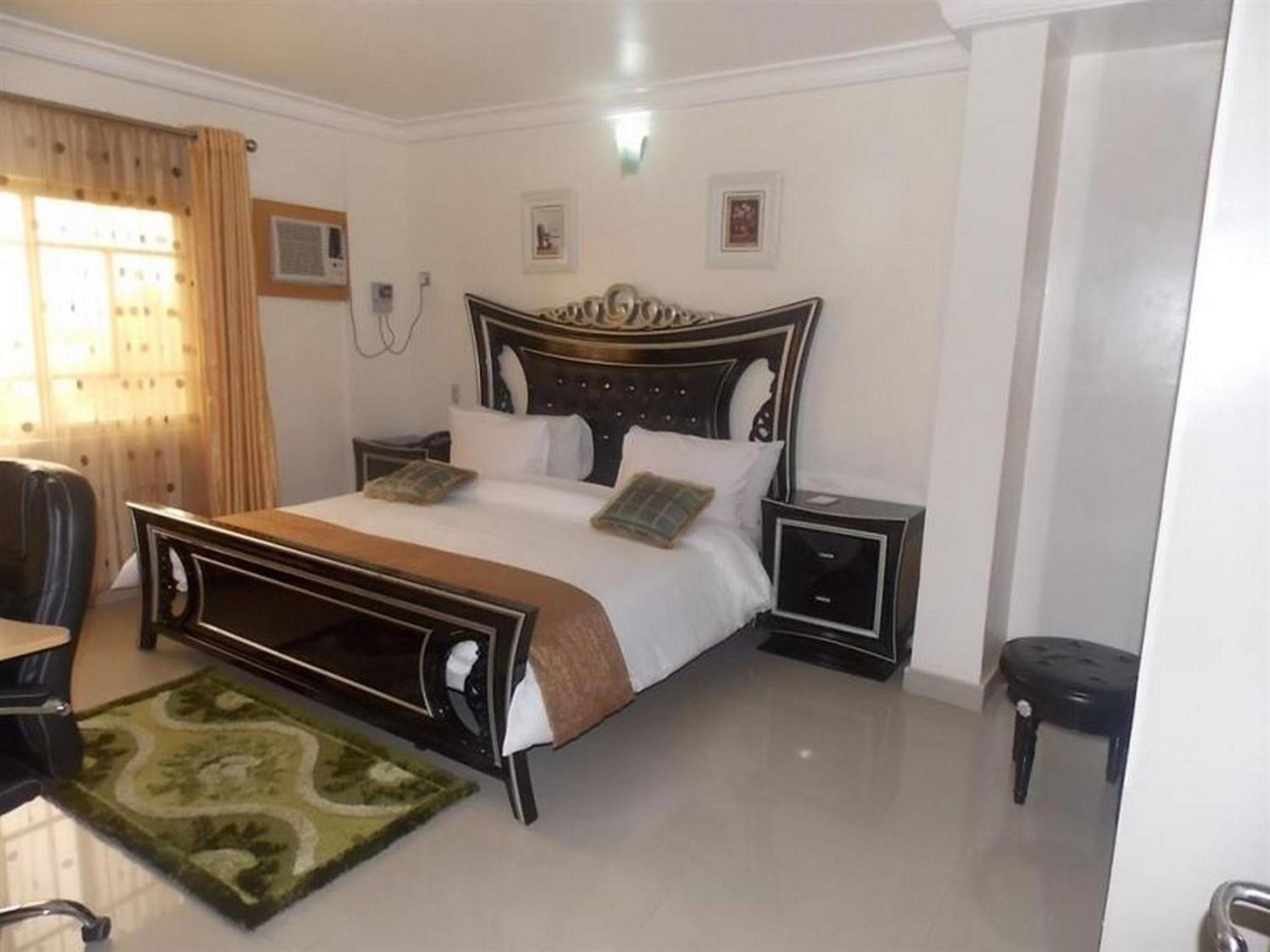 Room In Lodge - Ayalla Hotels And Suites Abuja Exteriér fotografie